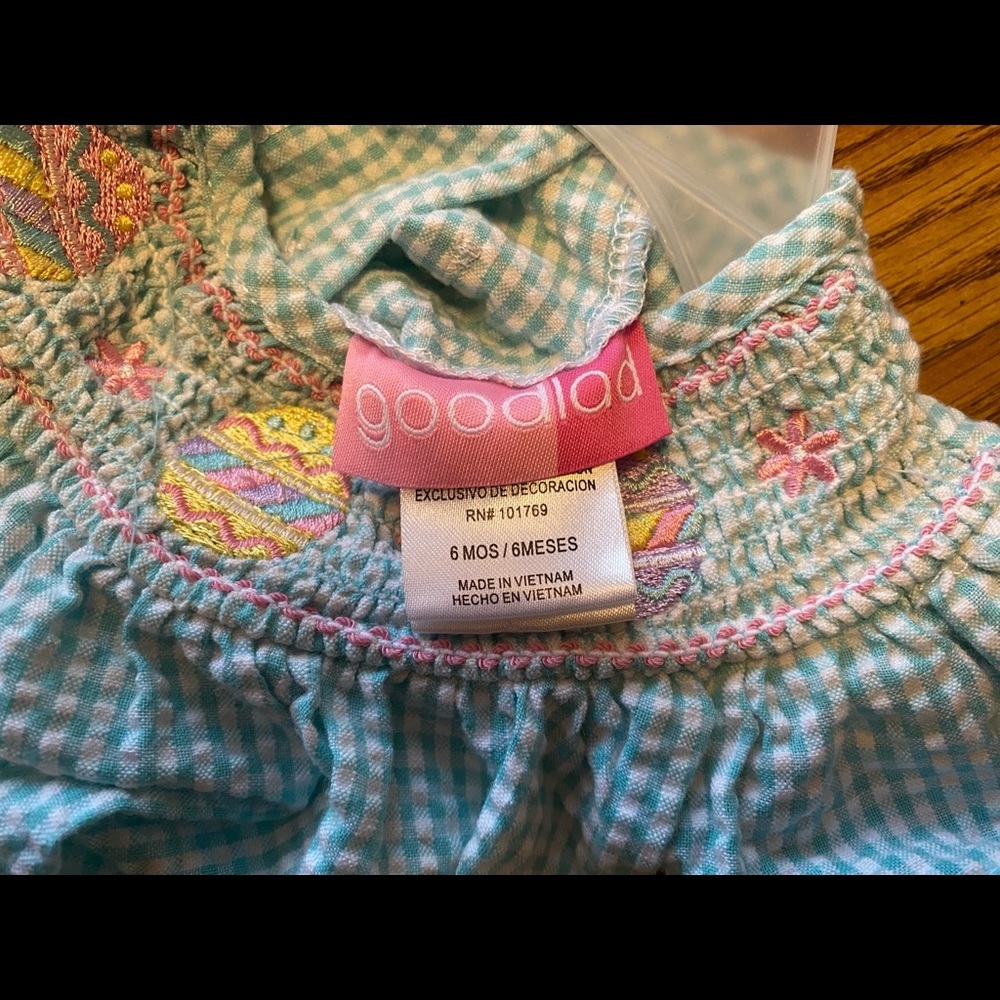 Spring/Easter Dress - Picture 4 of 5